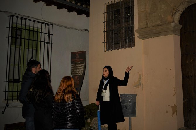 Private Tour Legends of Granada and Albaicín (Spanish language) - Why the Spanish-language format matters