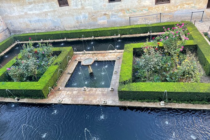 Private Tour to The Alhambra and Generalife from Motril port - The Guides Can Shape the Whole Morning