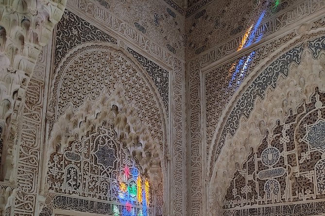 Private Tour to The Alhambra with Nasrid Palaces in Granada - Small details that make the visit better