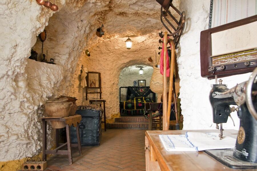 Sacromonte Caves Museum Admission Ticket - Walking through 11 cave rooms