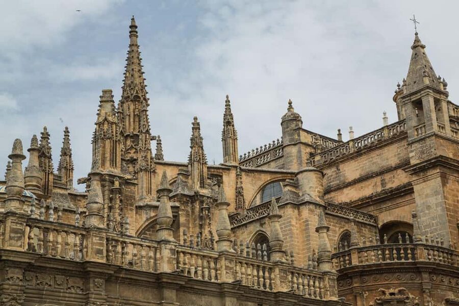 Sevilla Full-Day trip from Granada - Entering Seville Cathedral and the Giralda
