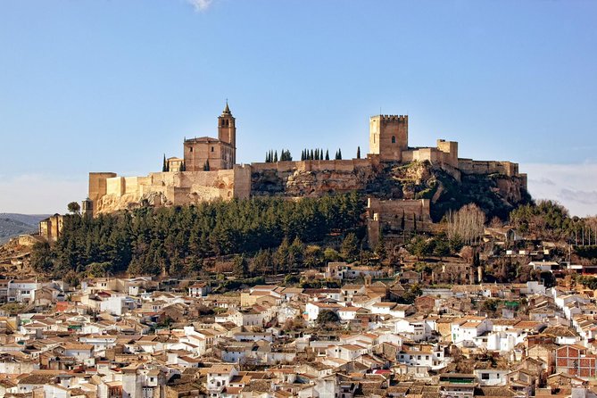 Skip the Line: Fortaleza de la Mota Admission Ticket - Walking through the fortress and frontier settlement