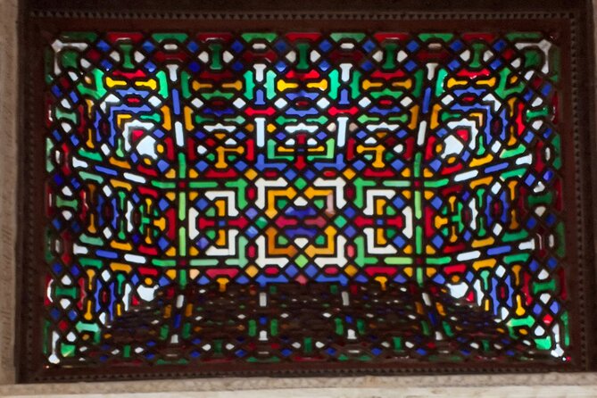 Small group visit to the Alhambra with tickets included - The Generalife: gardens, water, and wide views