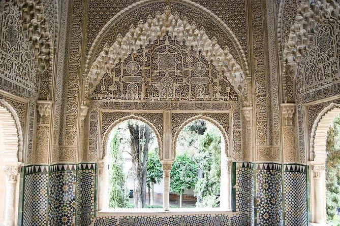 Tickets included: Alhambra Tour (Gardens, Alcazaba, Generalife) - The Alcazaba: Granada from the fortress walls