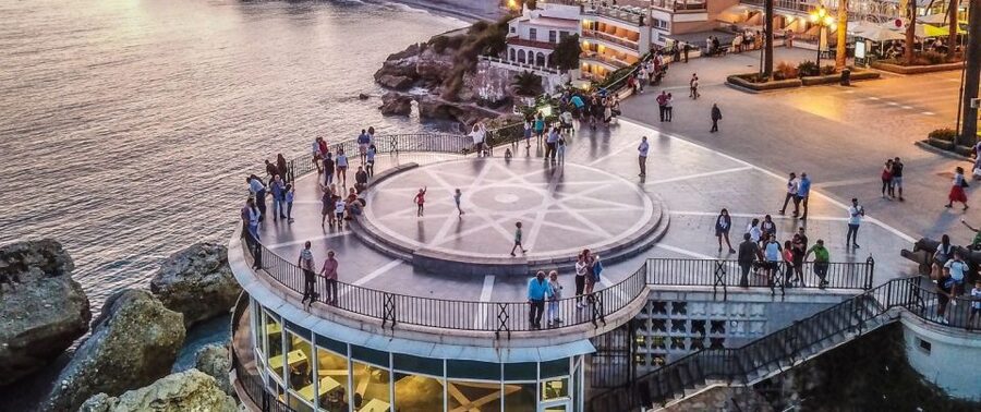 Tropical Coast and Caves of Nerja Day Tour from Granada - Nerja lunch and a change of scenery