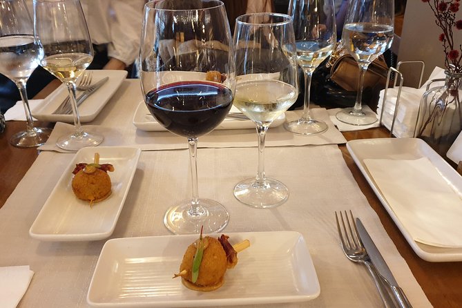 Wine Tasting in Granada - Granada cheese, Spanish tapas, and small local bites